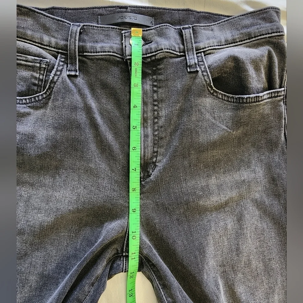 Joe’s Jeans The Charlie High Rise Skinny Ankle Distressed Jeans Size 31 NWT